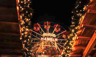 Foto des Riesenrades mit Schriftzug Hameln im Weihnachtlichen Ambiente